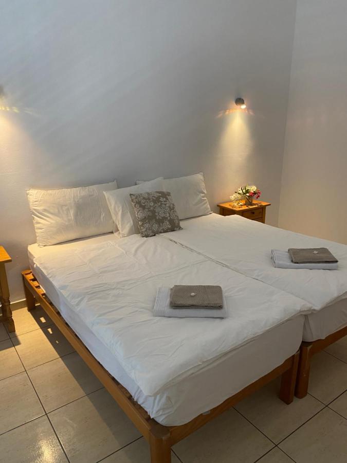 Hostal Villa Senese Peguera Esterno foto